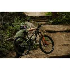 Pivot Firebird 29 Ride GX/X01 Bike - 2022 23 Pivot Firebird 29 Ride GX/X01 Bike - 2022 -Peak Cycle Hub Sales Store 1023180 800 auto