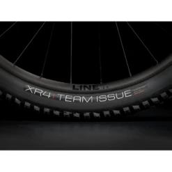 Trek Roscoe 8 Bike - 2023 18 Trek Roscoe 8 Bike - 2023 -Peak Cycle Hub Sales Store 1037702 800 auto