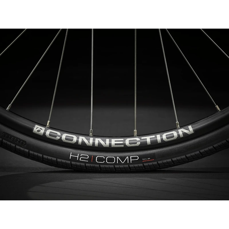 Trek FX 2 Disc Stagger Bike - 2023 1 Trek FX 2 Disc Stagger Bike - 2023