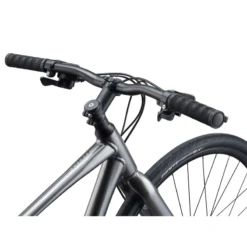 Giant Escape Disc 3 Bike - 2023 -Peak Cycle Hub Sales Store 1133266 800 auto