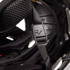 Fox Proframe RS Clyzo Helmet -Peak Cycle Hub Sales Store 1279748 800 auto