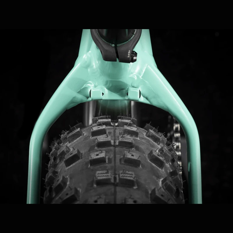 Trek Farley 5 Fat Bike - 2023 2 Trek Farley 5 Fat Bike - 2023 - Image 2