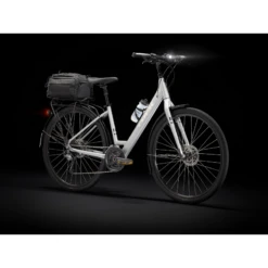 Trek Verve 3 Disc Low-Step Bike - 2022 18 Trek Verve 3 Disc Low-Step Bike - 2022 -Peak Cycle Hub Sales Store 957404 800 auto