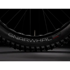 Trek Farley 7 Bike - 2022 -Peak Cycle Hub Sales Store 987430 800 auto