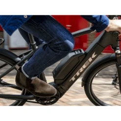 Trek Allant+ 7 E-Bike - 2023 -Peak Cycle Hub Sales Store 987767 800 auto