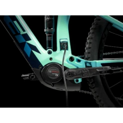 Trek Rail 9.7 E-Bike - 2022 -Peak Cycle Hub Sales Store 990253 800 auto